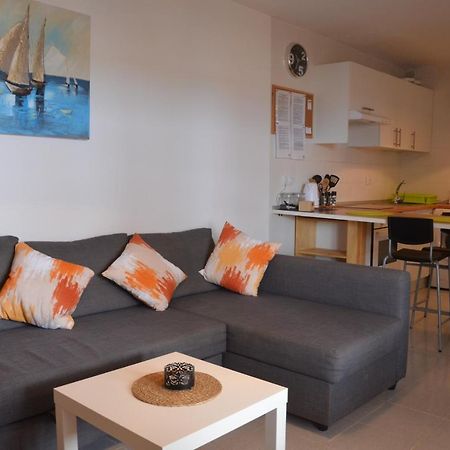Holiday Apartment Puerta Del Sol Caleta De Fuste Exteriör bild